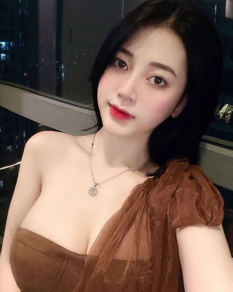 Ảnh gái xinh sexy mạnh mẽ