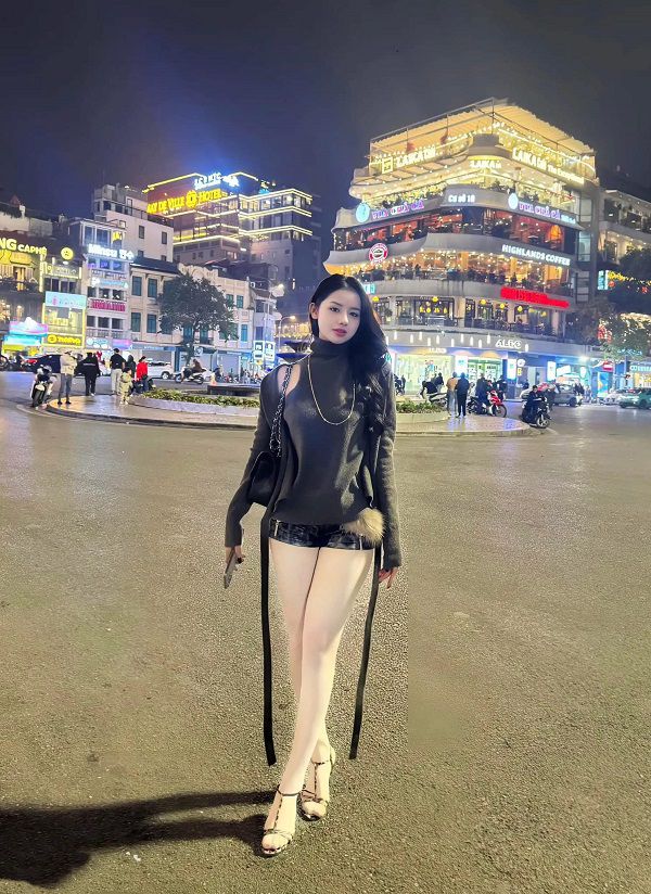 ảnh gái xinh mặc váy ngắn nhảy-11