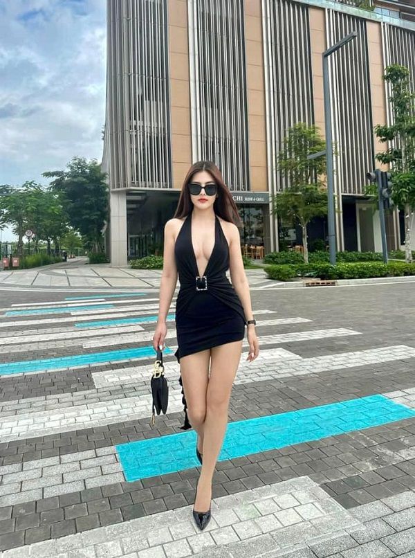 ảnh gái xinh mặc váy ngắn nhảy-6